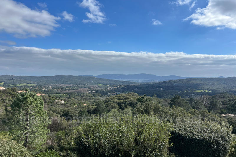 Maison - 179 m² - 4 pièces