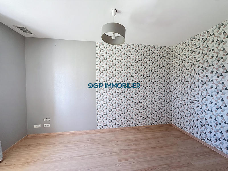 Maison - 122 m² - 4 pièces