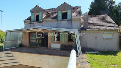 Maison - 144 m² - 5 pièces