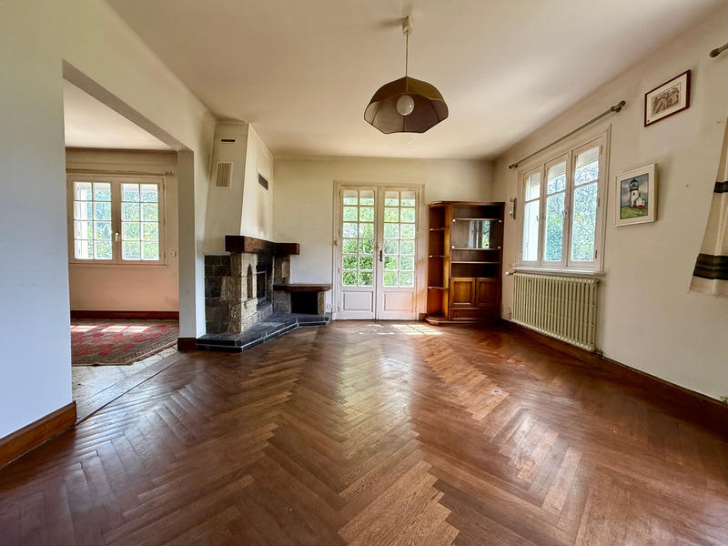 Maison - 143 m² - 6 pièces