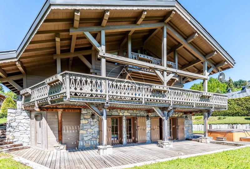 Châlet - 176 m² - 6 pièces