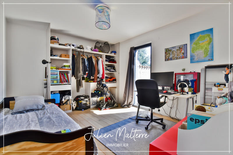 Maison - 147 m² - 6 pièces