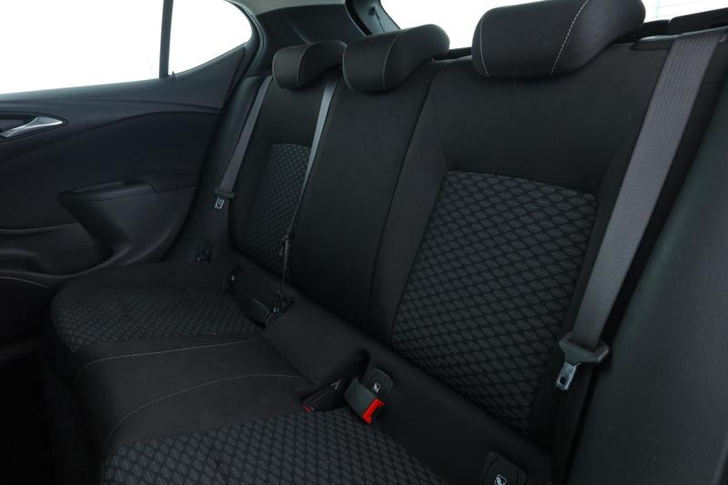 Opel Astra 1.0 EcoTec Turbo Business Edition 105 ch