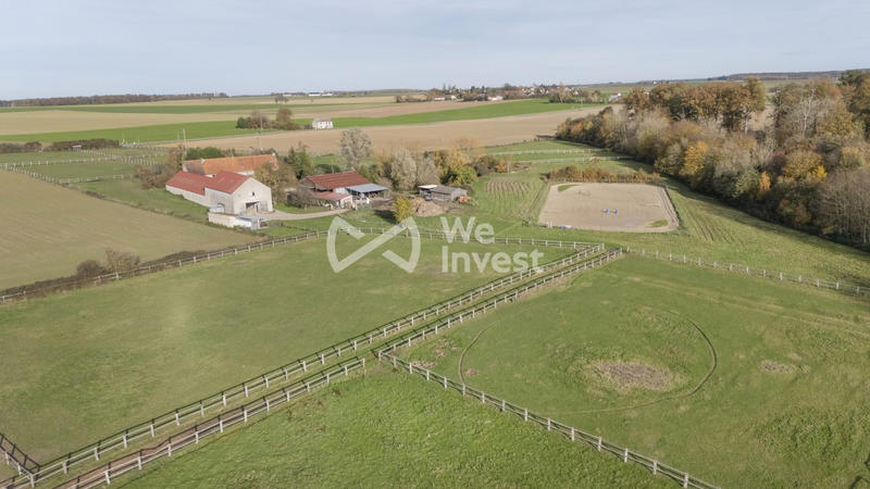 Maison - 220 m² - 9 pièces