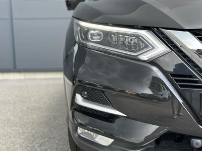 Nissan Qashqai Tekna Euro6 1.3 Dig-T 140ch Attelage