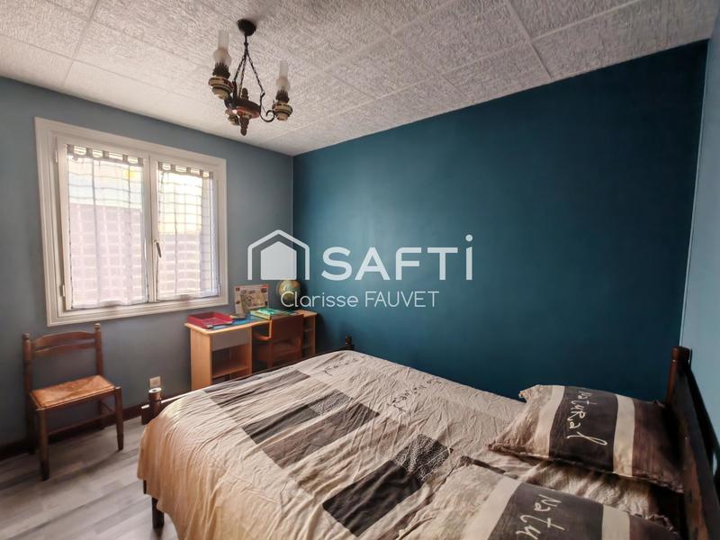 Maison - 90 m² - 5 pièces