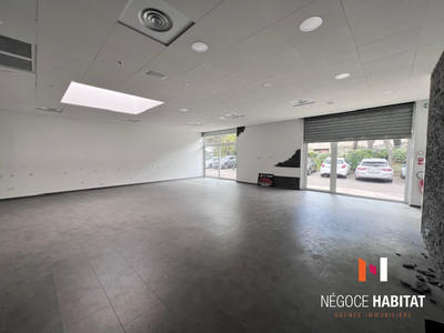 Local commercial - 140 m²