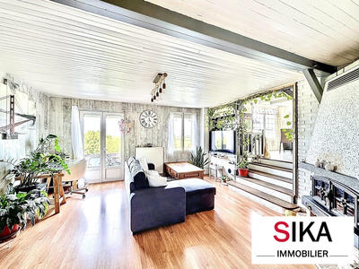 Maison - 99 m² - 4 pièces