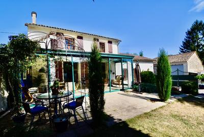 Maison - 174 m² - 7 pièces