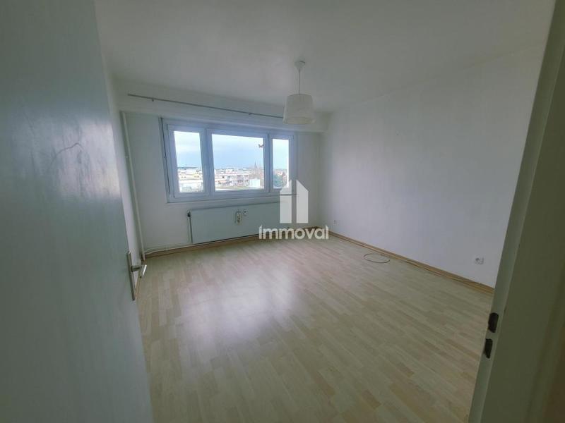 Appartement - 82 m² - 3 pièces