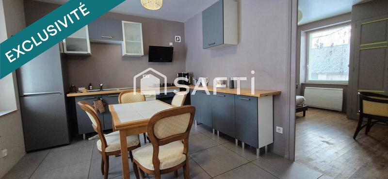 Maison - 250 m² - 10 pièces