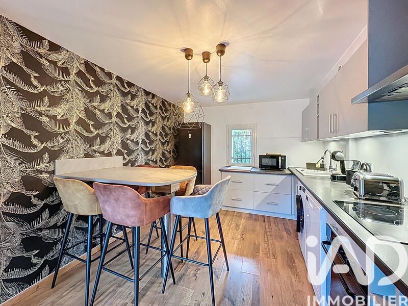 Appartement - 97 m² - 4 pièces