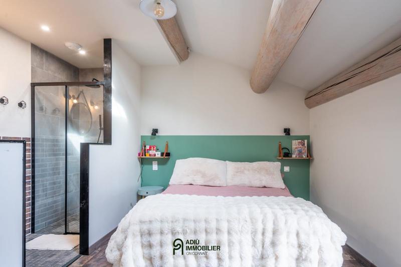 Maison de village - 262 m² - 7 pièces