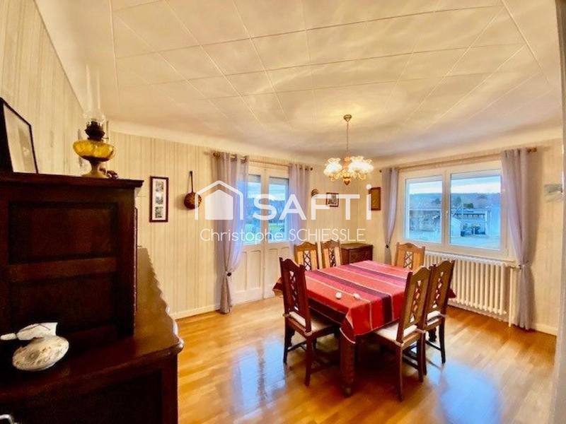 Maison - 150 m² - 8 pièces