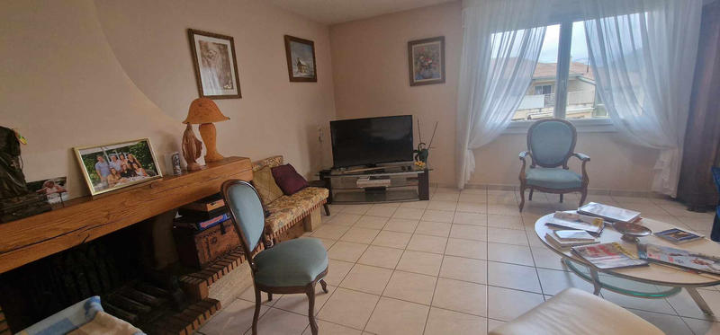 Villa - 163 m² - 10 pièces