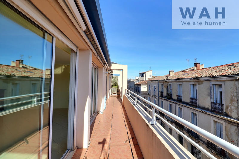 Duplex - 242 m² - 6 pièces