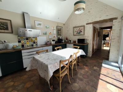 Maison ancienne - 211 m² - 7 pièces
