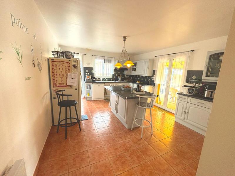 Villa - 245 m² - 10 pièces