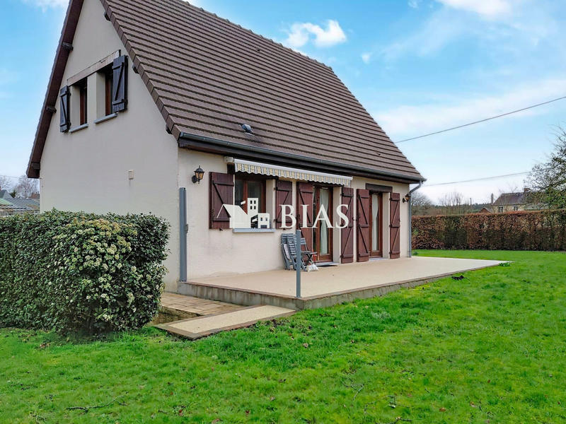 Maison - 90 m² - 6 pièces