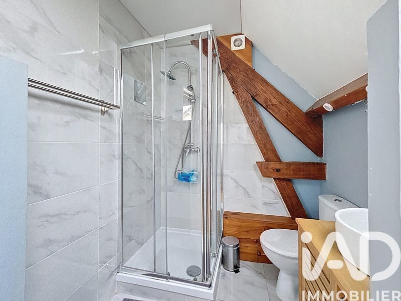 Maison - 188 m² - 9 pièces