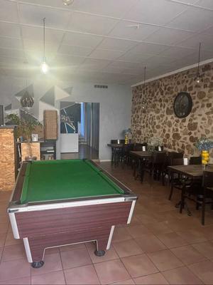 Magasins - 150 m² - 5 pièces