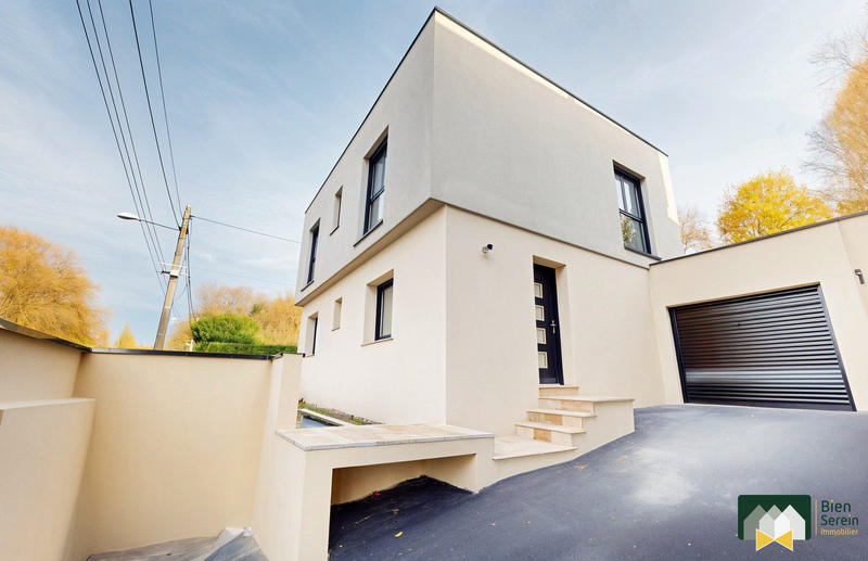 Maison - 111 m² - 5 pièces