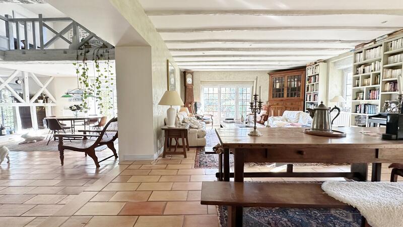 Corps de ferme - 292 m² - 8 pièces