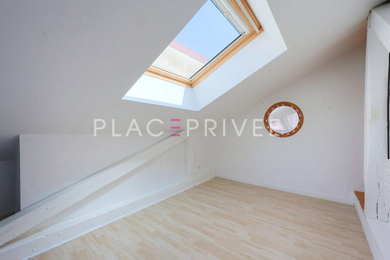 Appartement - 193 m² - 6 pièces