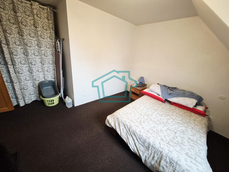 Maison - 205 m² - 7 pièces