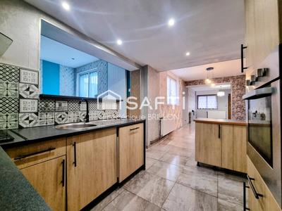 Maison - 100 m² - 6 pièces