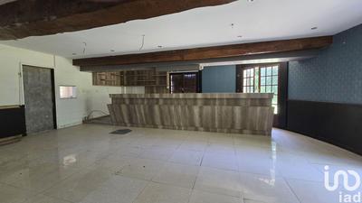 Local commercial - 294 m²