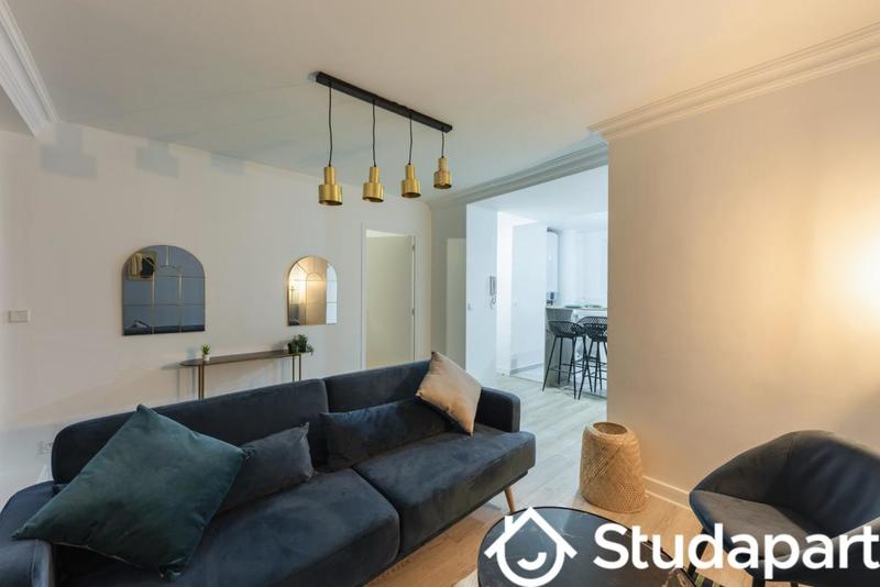 Chambre - 14 m² - 1 pièce