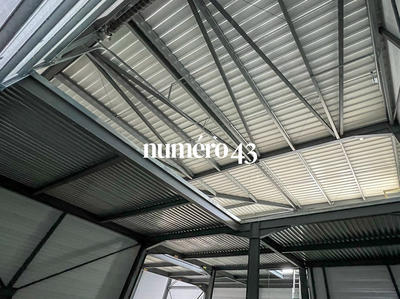 Local d'activités - 156 m²