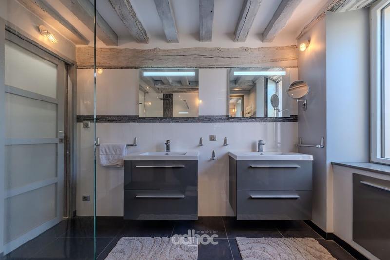 Maison ancienne - 220 m² - 7 pièces