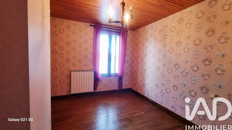 Maison - 202 m² - 5 pièces