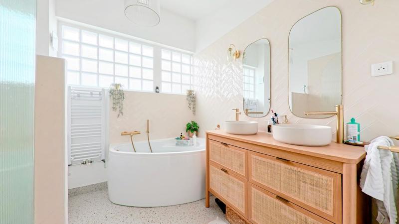 Maison - 145 m² - 4 pièces