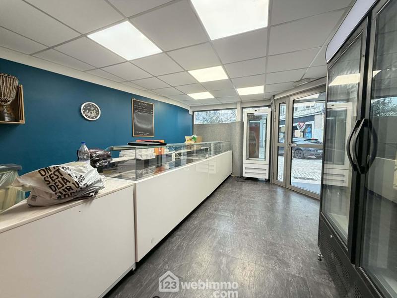 Local commercial - 57 m² - 2 pièces