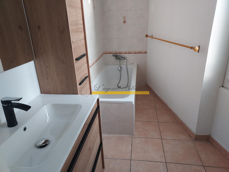 Immeuble - 342 m² - 19 pièces