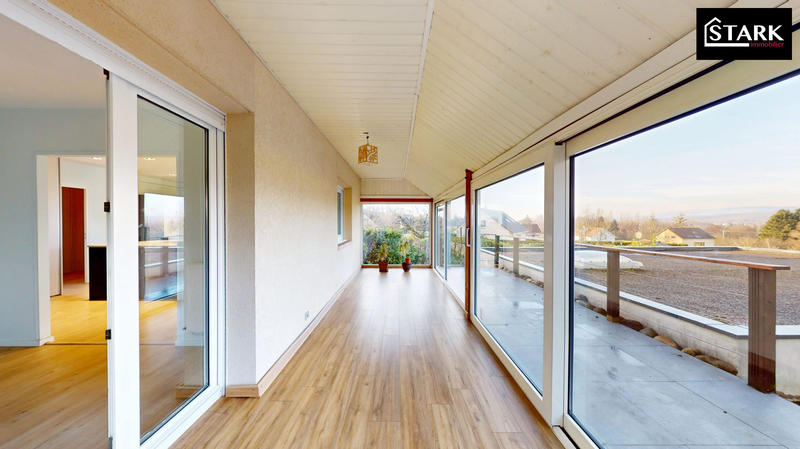 Maison - 224 m² - 6 pièces