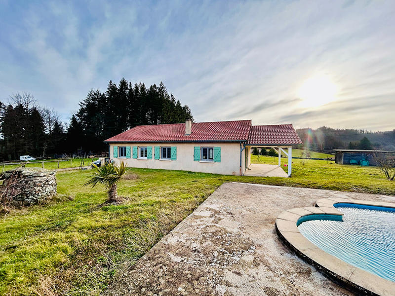 Maison - 135 m² - 5 pièces