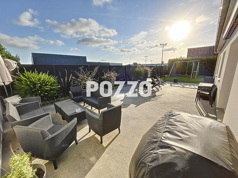 Maison - 177 m² - 5 pièces