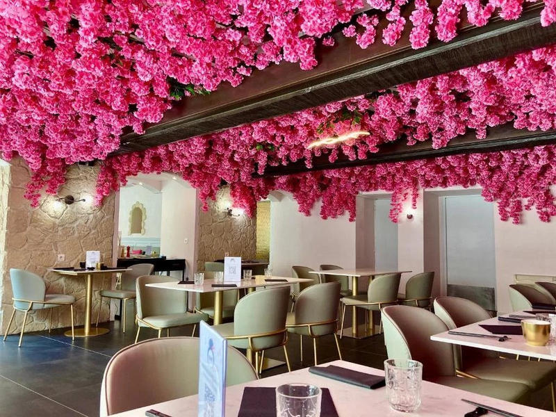 Fonds de commerce - 979 m²