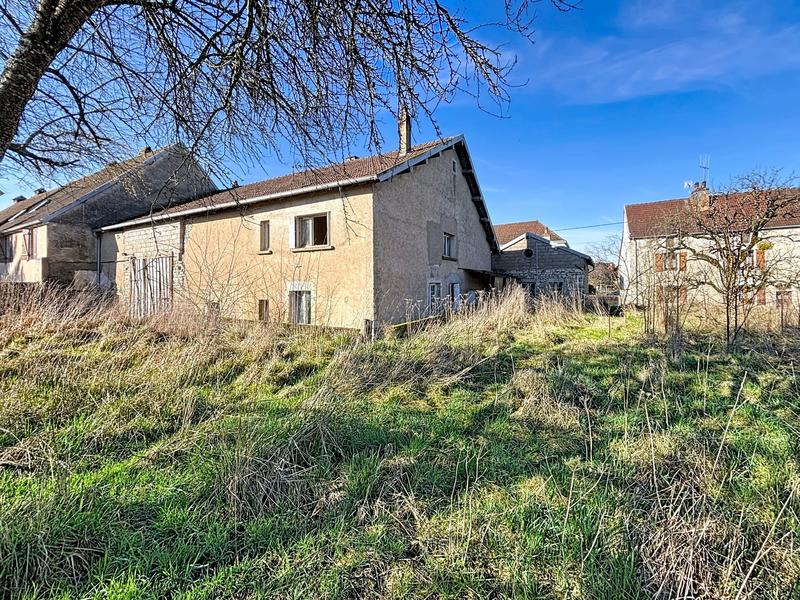 Maison - 180 m² - 9 pièces