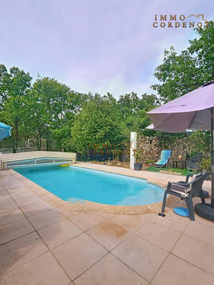 Maison - 101 m² - 5 pièces