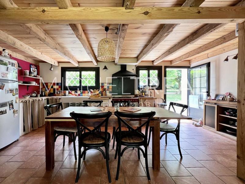 Maison - 140 m² - 3 pièces