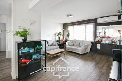 Appartement - 77 m² - 3 pièces