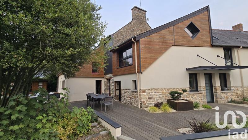 Maison - 244 m² - 8 pièces