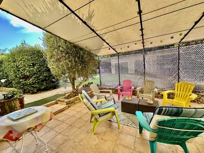 Maison - 220 m² - 9 pièces