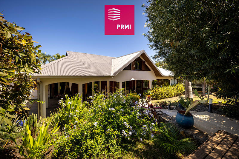 Maison - 257 m² - 7 pièces