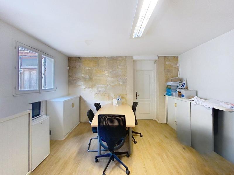 Local commercial - 136 m²